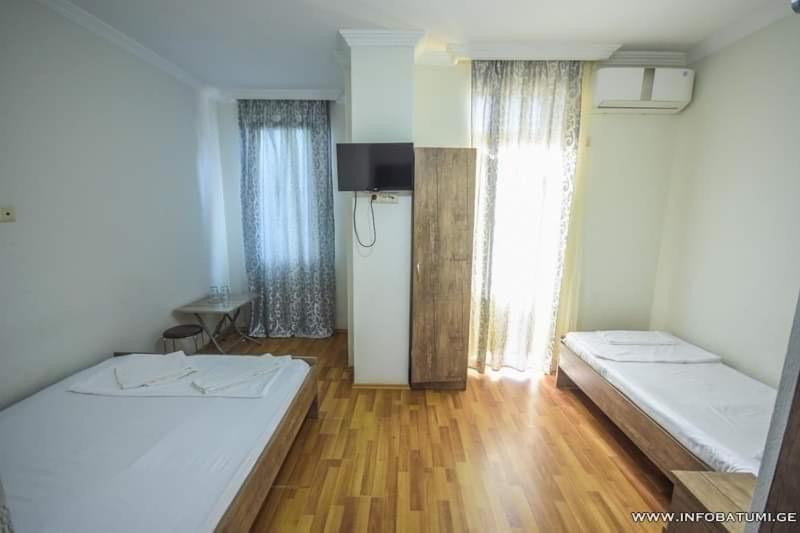 Dream Hotel Batumi Bagian luar foto