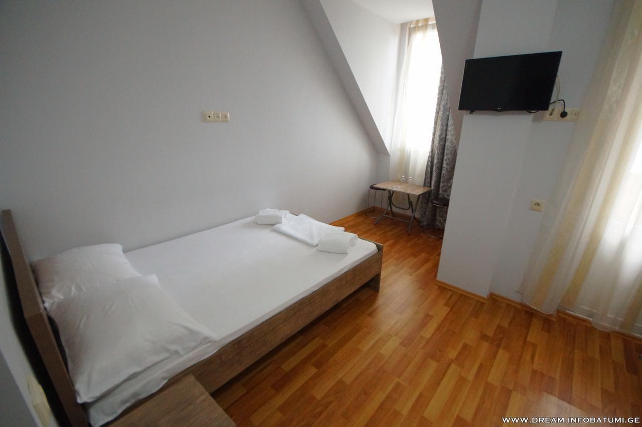 Dream Hotel Batumi Bagian luar foto