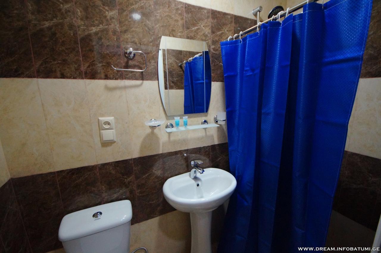 Dream Hotel Batumi Bagian luar foto