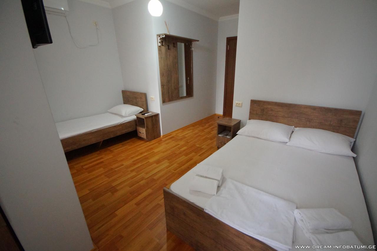 Dream Hotel Batumi Bagian luar foto